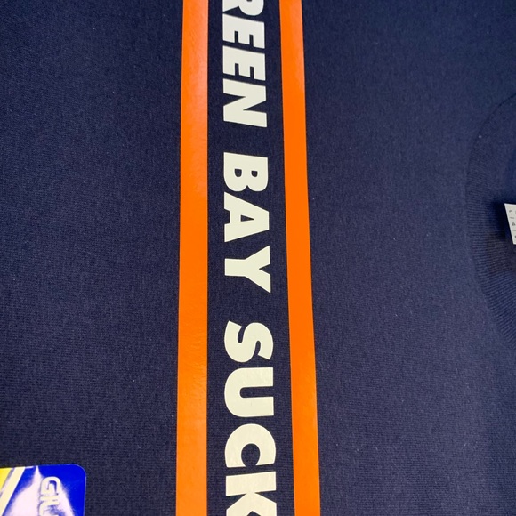 Chicago Bears Custom T-Shirts “Green Bay Sucks” Gildan - Picture 7 of 7